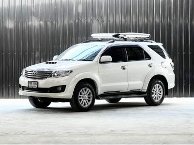 TOYOTA FORTUNER 3.0V(4wd)(ตัวท็อป) A/T ปี 2012 รูปที่ 2